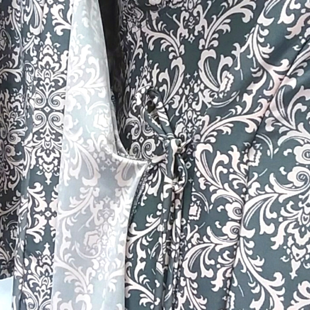 Rene' Rofe' Sleepwear Nightgown and Robe Set - Picture 3 of 11